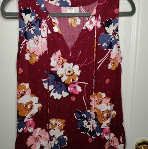 Old Navy Floral Sleeveless Blouse